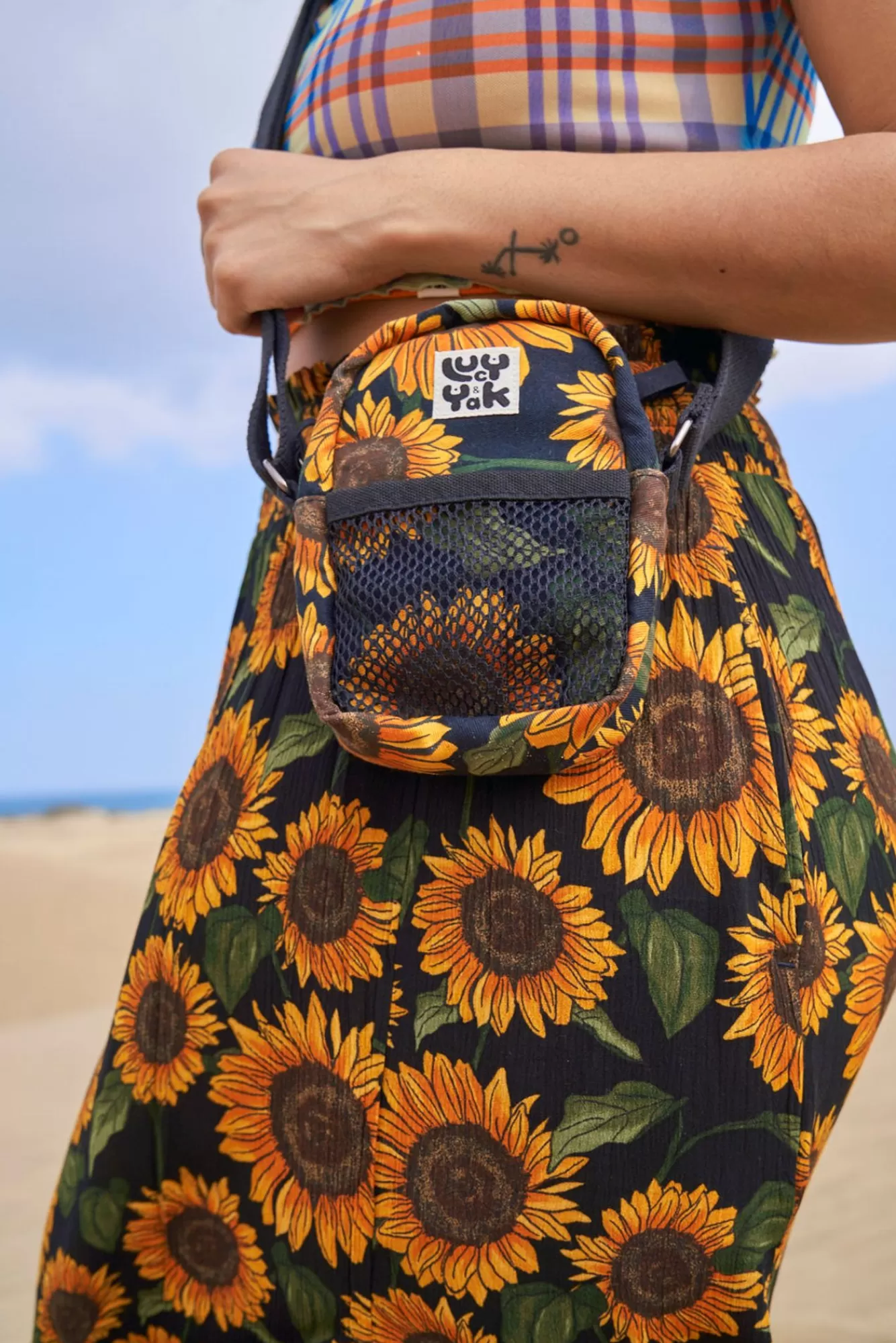 Brady Bag: Cotton Twill - Sunflower Print-Lucy & Yak Cheap